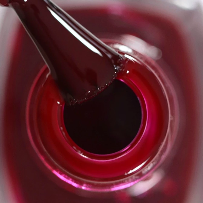 Lak za nokte 126 Velvet Red 10 ml