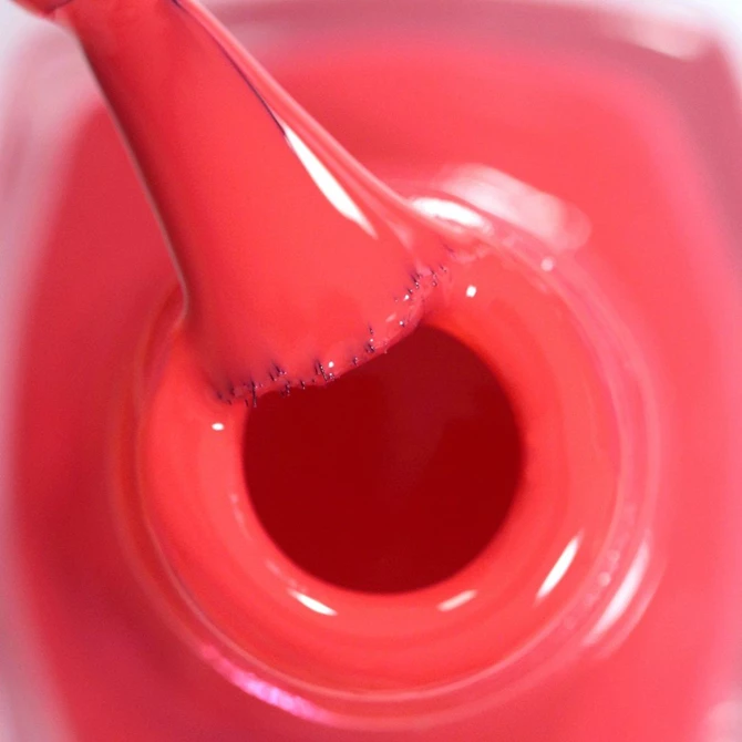 Lak za nokte 130 First Kiss Red 10 ml