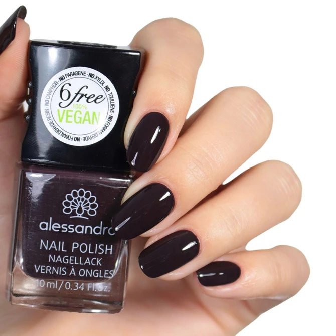 Alessandro lak za nokte 183 Black Cherry, 10 ml