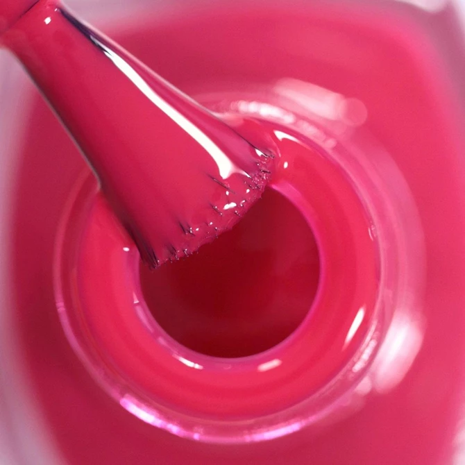 Lak za nokte 184 Cherry Cherry Lady 10 ml
