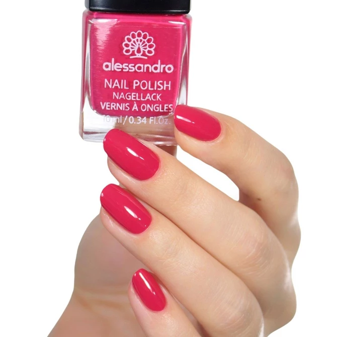Lak za nokte 184 Cherry Cherry Lady 10 ml